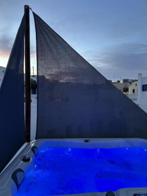 Argy's Luxury White Villa